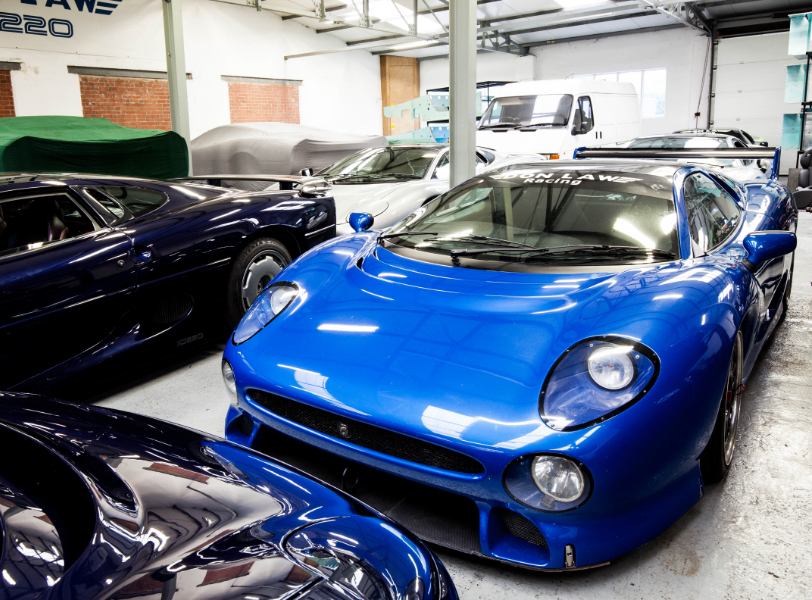 xj220_servicing